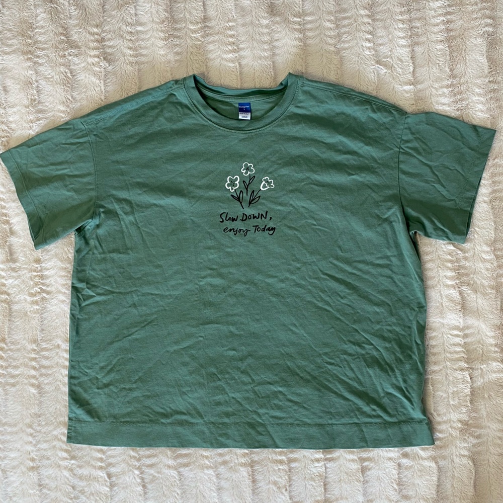 Oversized Old Navy Vintage Green Floral Tee